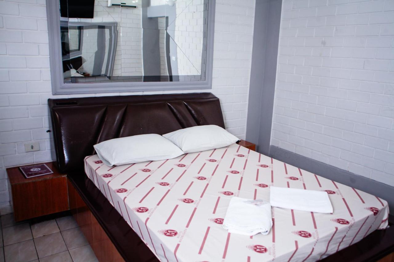 Hotel E Motel Madrugada إيتو المظهر الخارجي الصورة