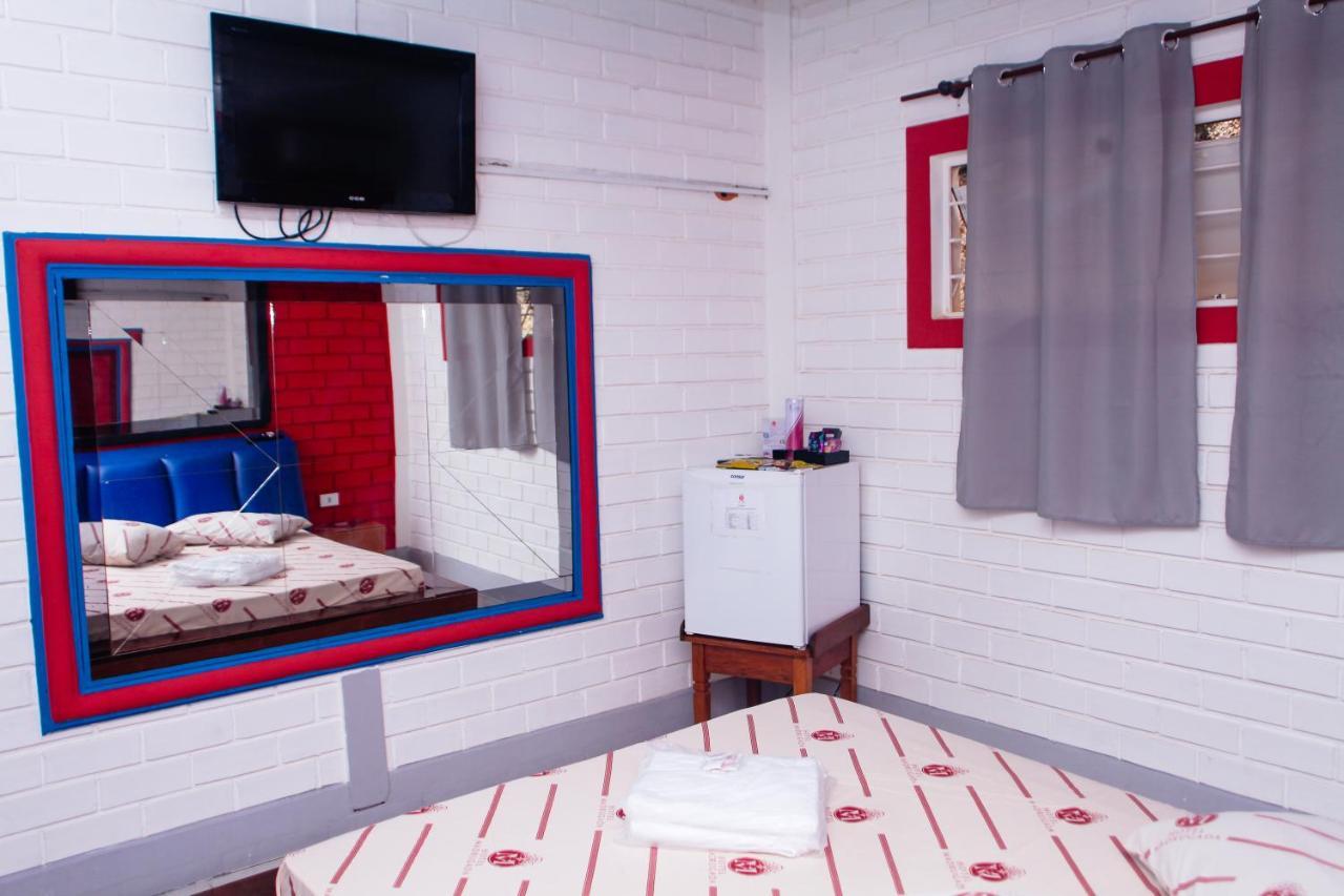 Hotel E Motel Madrugada إيتو المظهر الخارجي الصورة